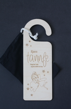 Last inn bildet i Galleri-visningsprogrammet, Tannfe-skilt