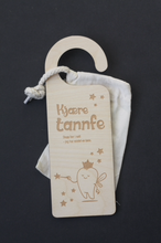 Last inn bildet i Galleri-visningsprogrammet, Tannfe-skilt